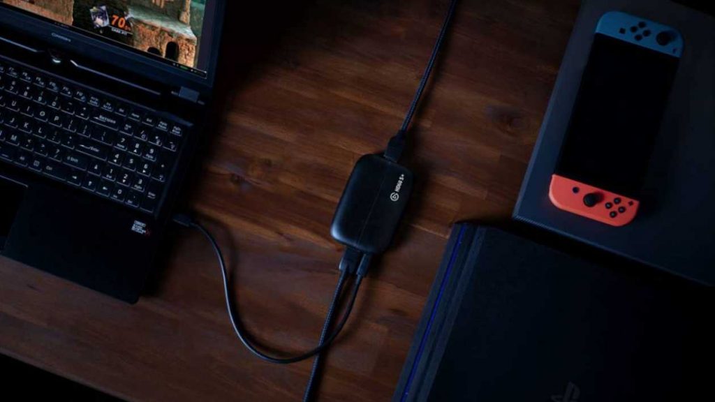 connect the capture card with your laptop