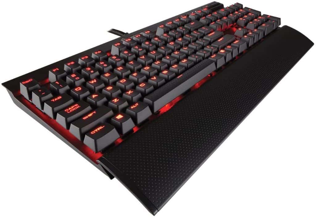 CORSAIR K70