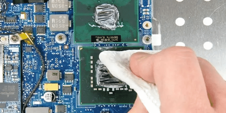 Cleaning Thermal Paste