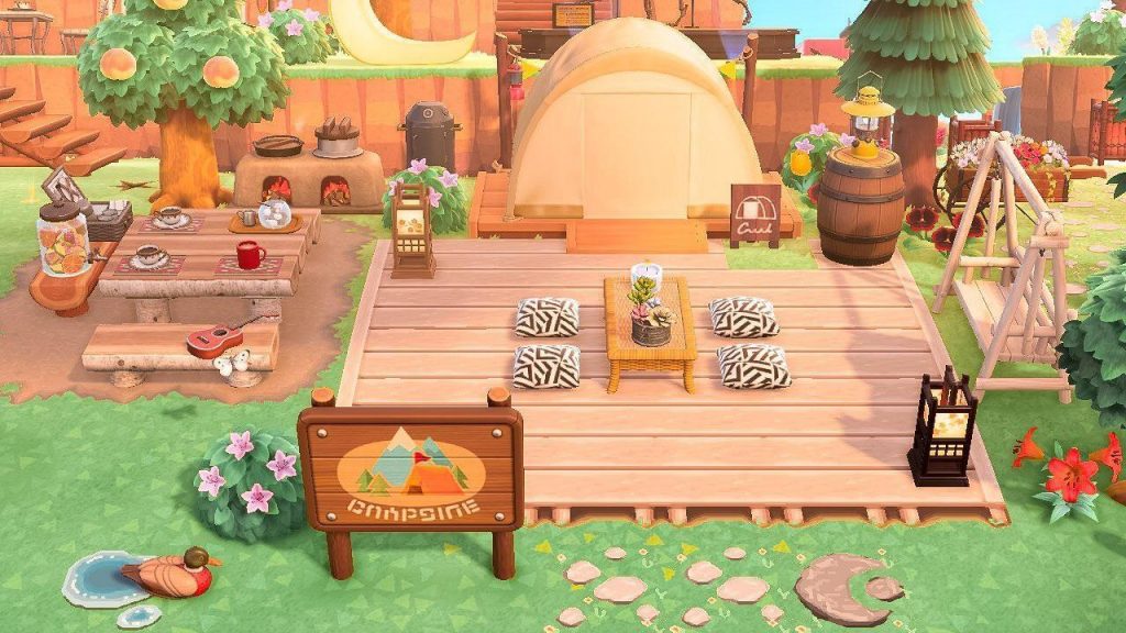 Campsite Lounge and Dining Area