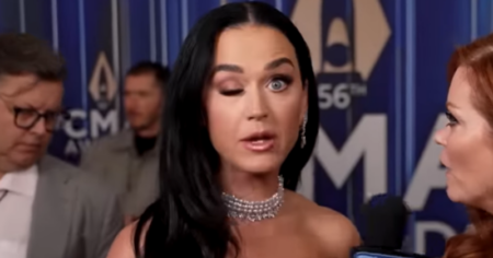 Katy Perry Reveals the Secret Behind Her Viral ‘Glitching Eye’ Party Trick