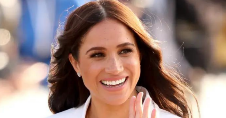 Meghan Markle Signs with WME, Fueling Speculation of a Hollywood Comeback Meghan Markle Hollywood Comeback
