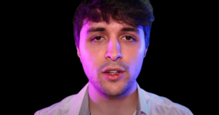 Spanish Youtuber Dallas