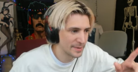 xQc Expresses Frustration Over Stream Sniping Incident During Rust Twitch Rivals xQc on Five Nights